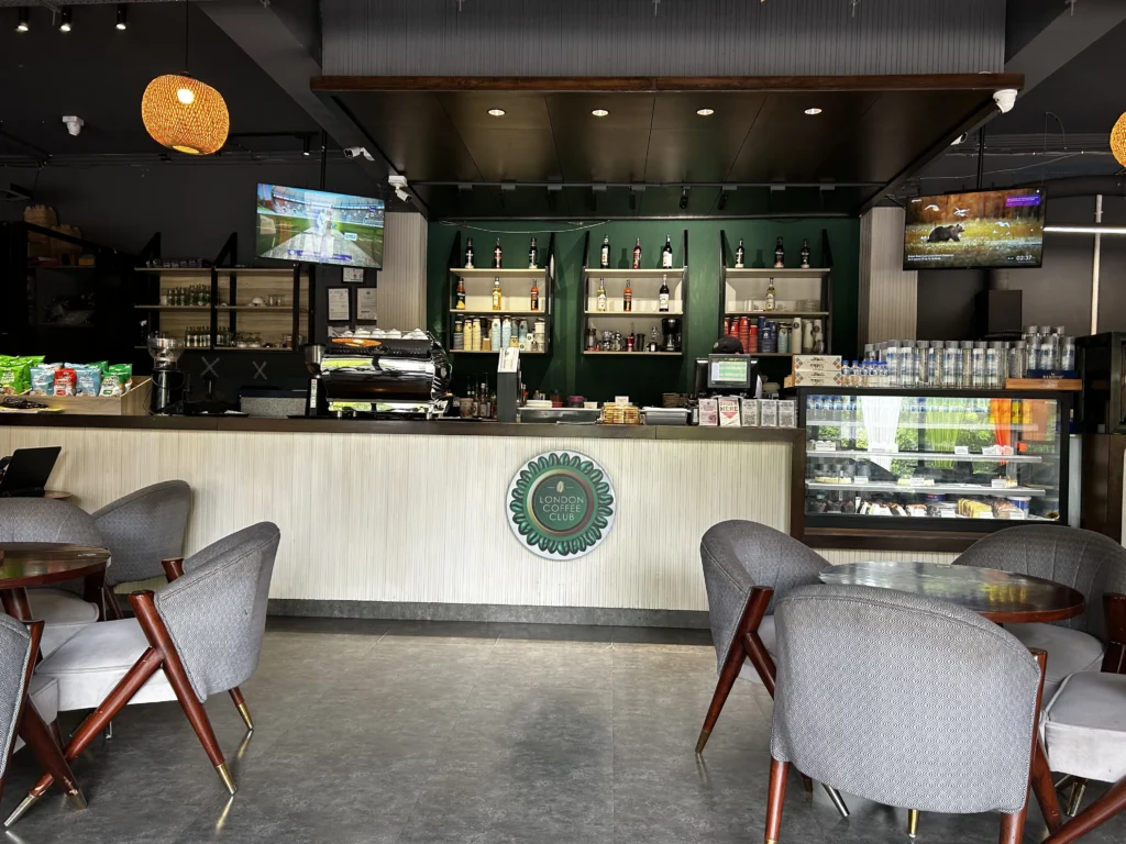 lodon coffee club agra